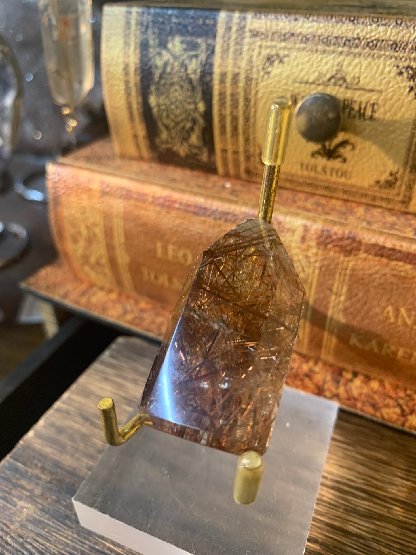 【光を纏う黄金の水晶】ルチルクォーツ n294