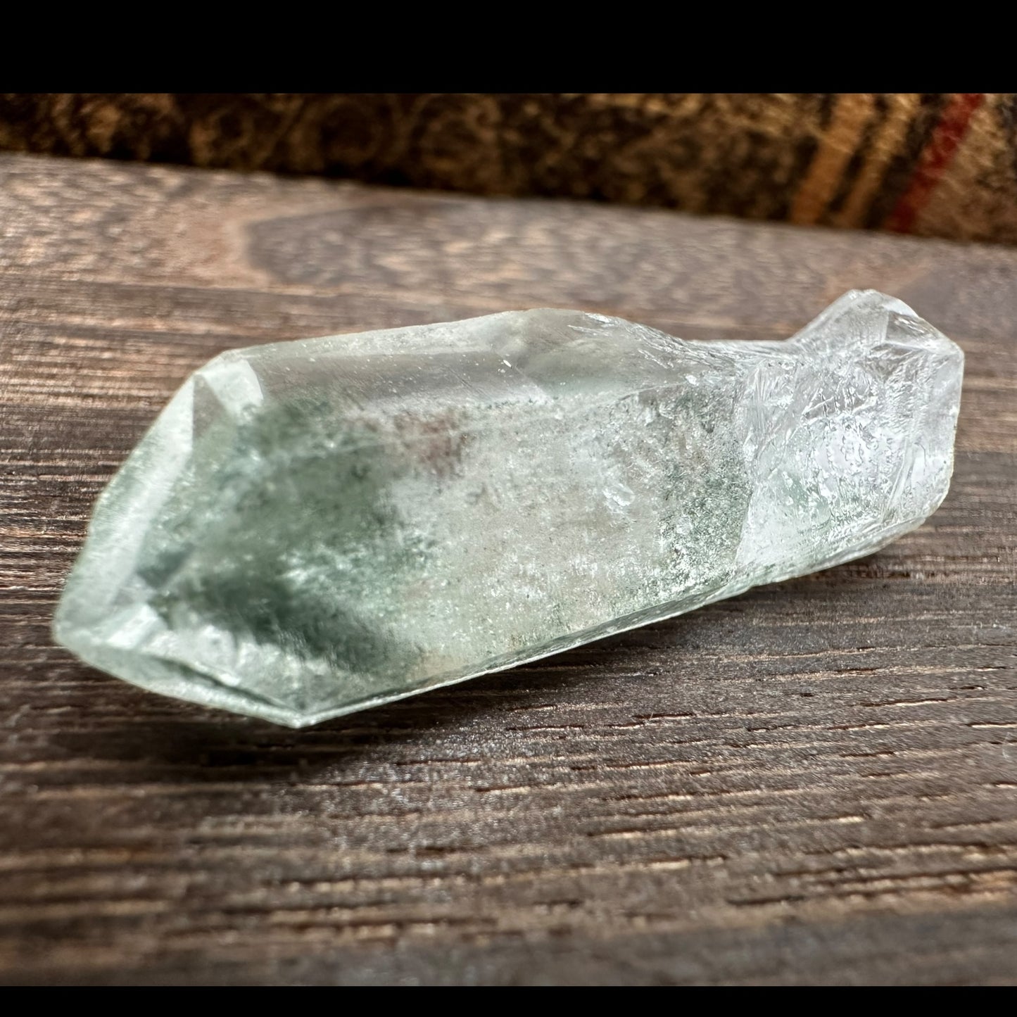 【アラゴナイトハート】と【ファントム緑泥石水晶ポイント】の二重の守り