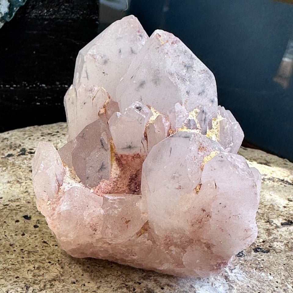 【星の祝福を手に入れよう】星入り水晶(ホランダイトインクォーツ)