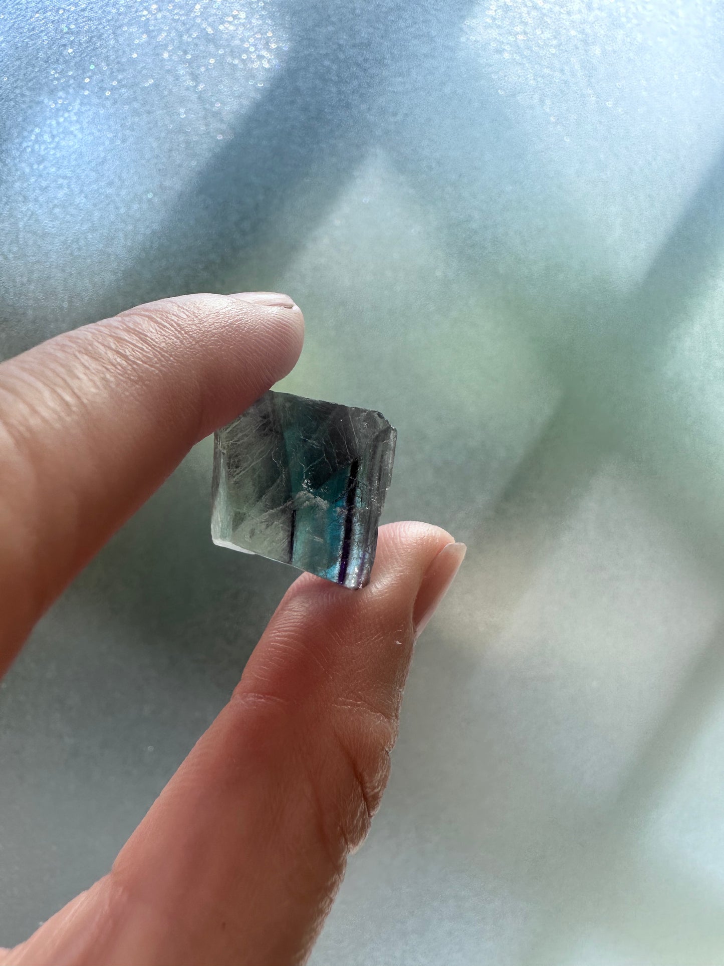 【魔法の光の結晶】フローライト八面体 約100g
