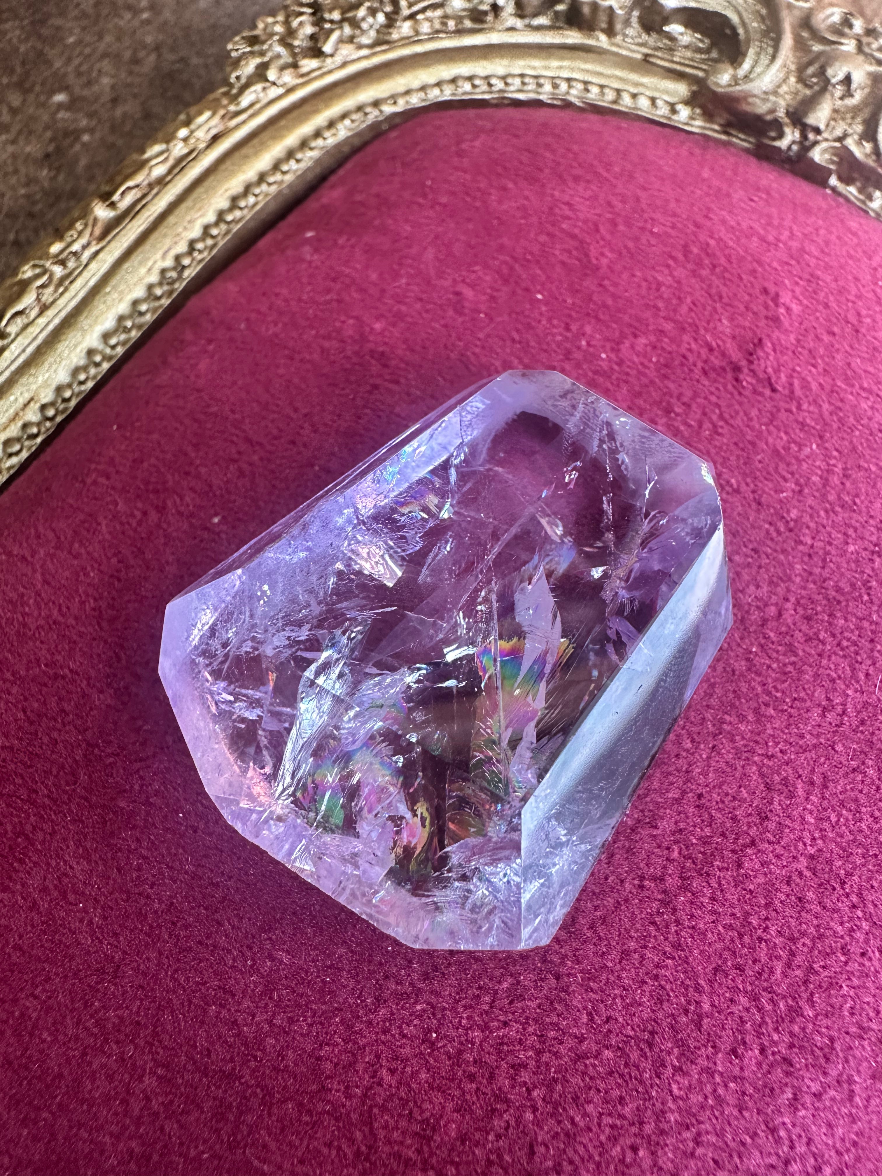 さっちゃん⭐︎天然石 セリコパラサイト隕石（産地・ケニア コイン ペンダントトップ