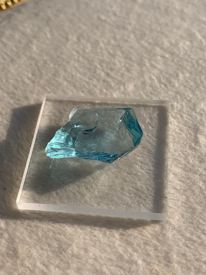 【古代レムリアの記憶を宿す石】【ネバダ州産】アンダラクリスタル　スカイブルー系　n317