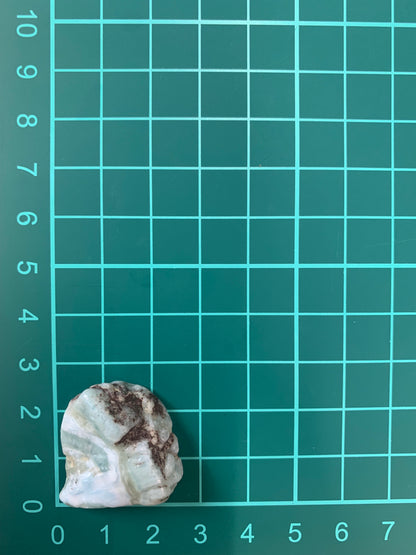 【海の記憶を宿す青い石】ラリマー原石　n296