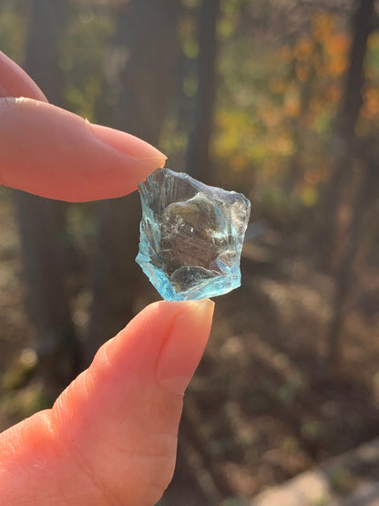 【古代レムリアの記憶を宿す石】【ネバダ州産】アンダラクリスタル　スカイブルー系　n317