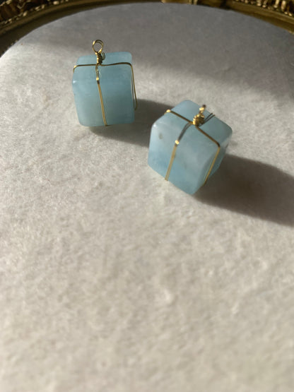 【原石パーツ】アクアマリン　ゴールドワイヤー巻き　2個セット　n308