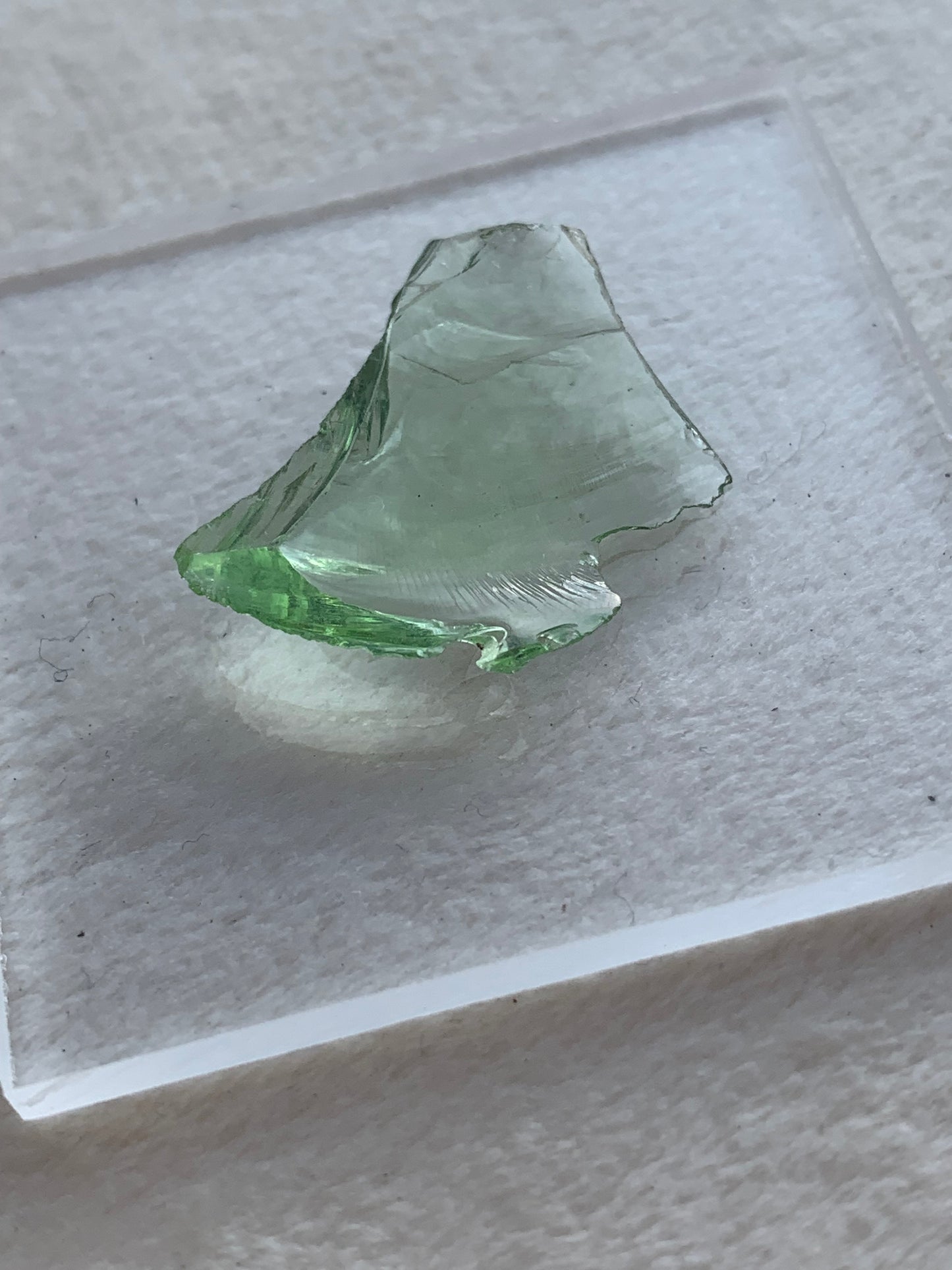 【古代レムリアの記憶を宿す石】【ネバダ州産】アンダラクリスタル　ミントグリーン系　n320