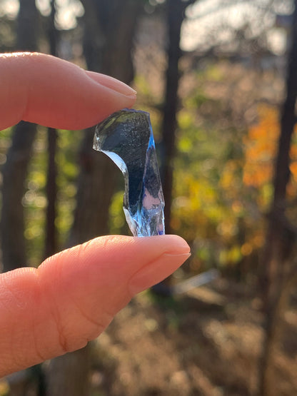 【古代レムリアの記憶を宿す石】【ネバダ州産】アンダラクリスタル　ブルー系　n318