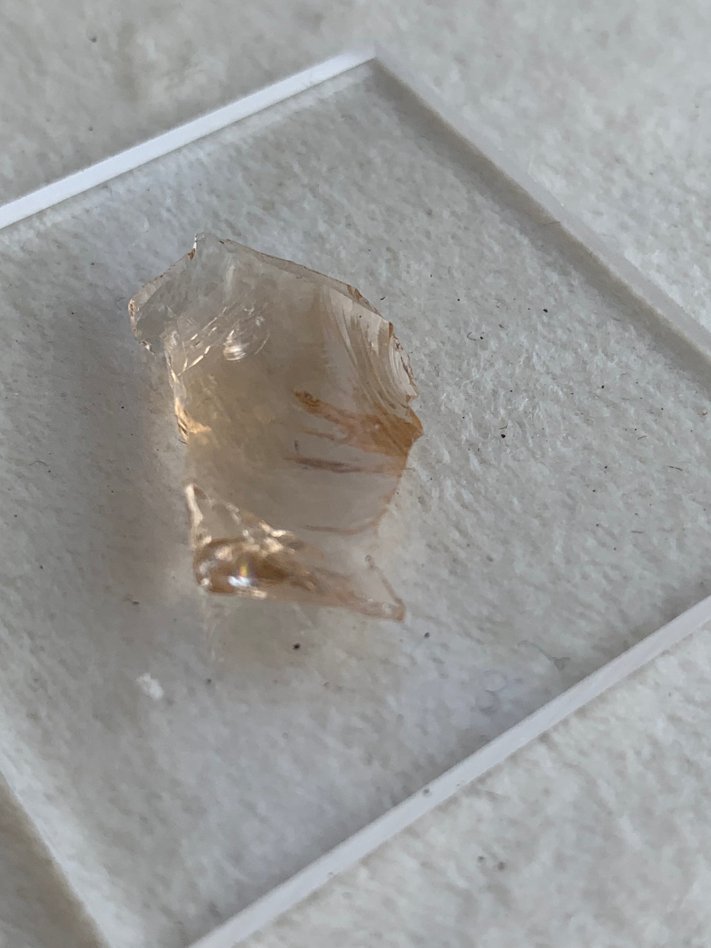 【古代レムリアの記憶を宿す石】【ネバダ州産】アンダラクリスタル　ピンクオレンジ系　n321