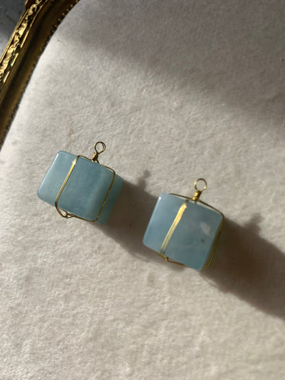 【原石パーツ】アクアマリン　ゴールドワイヤー巻き　2個セット　n308