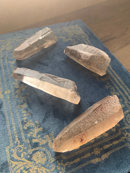 【ブラジル産】　スモーキーレムリアンシードクリスタル　n324