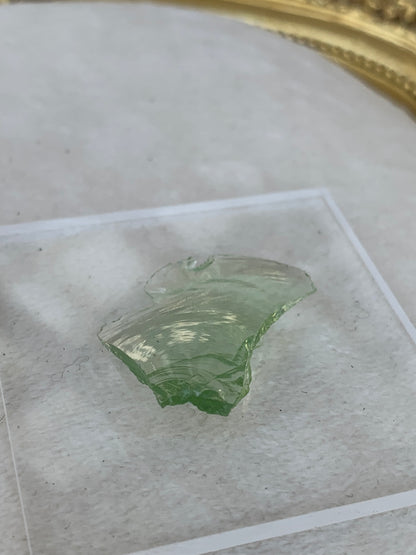 【古代レムリアの記憶を宿す石】【ネバダ州産】アンダラクリスタル　ミントグリーン系　n320