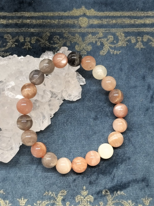 【ブレスレッド】　送料無料　「太陽と月をひとつに宿す、やさしいお守り」 サンムーンストーン（インド産）9mm ブレスレット　n350