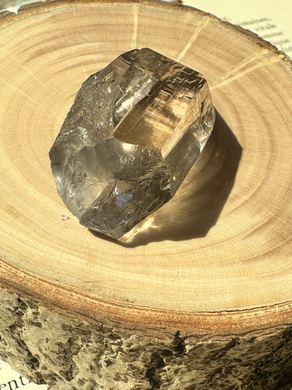 ヨーロッパ最高峰【モンブラン産】の特別な【水晶】 n247