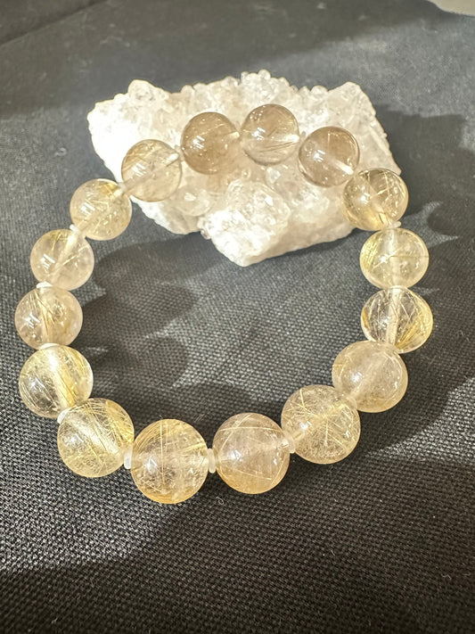 【ブレスレッド】　送料無料　「成功とチャンスをつかみ取る」ルチルクォーツブレスレット（約11〜12mm）　n337