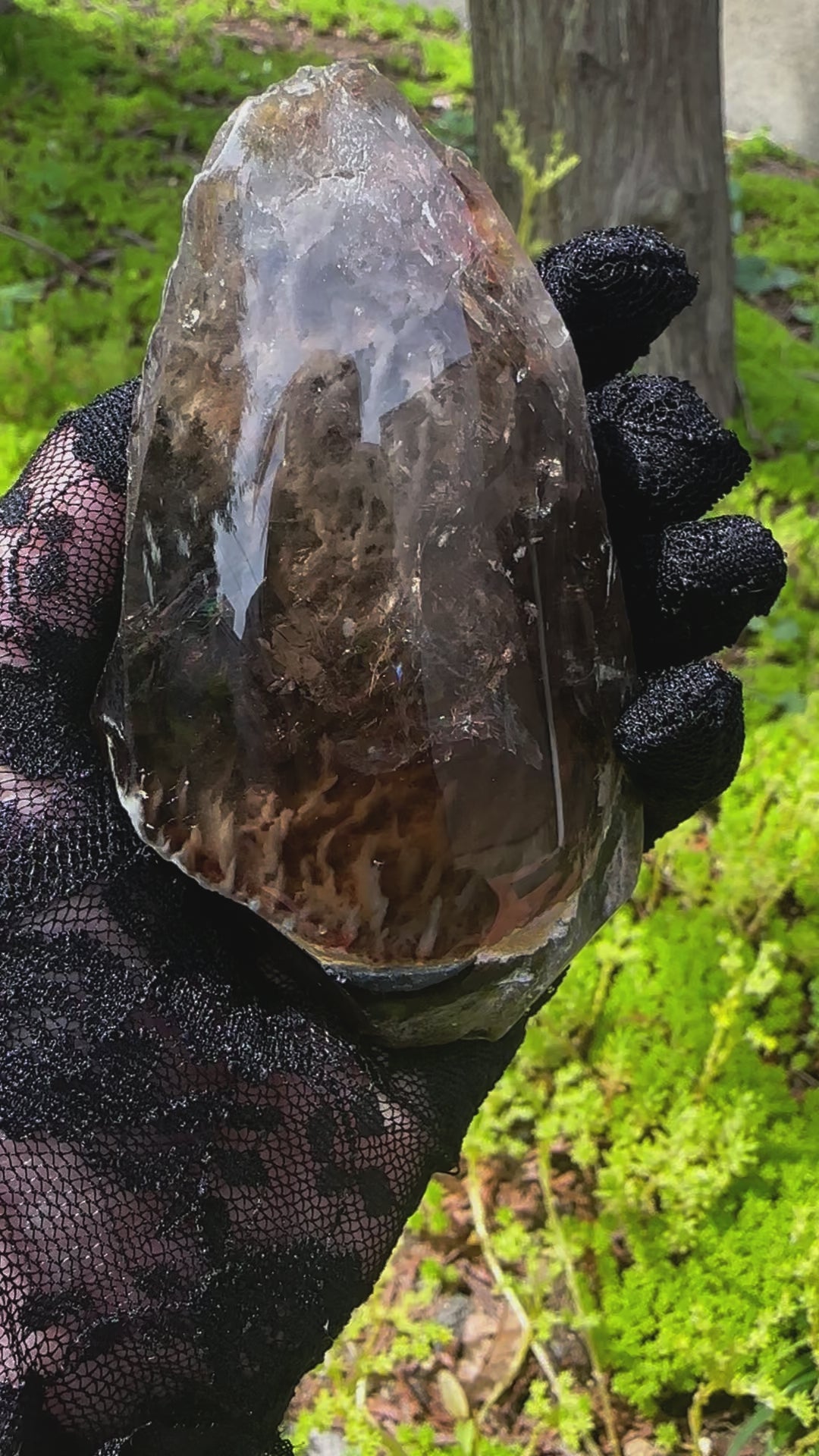 魔女の庭】スモーキーガーデンクォーツ 原石 – Crystal Charm