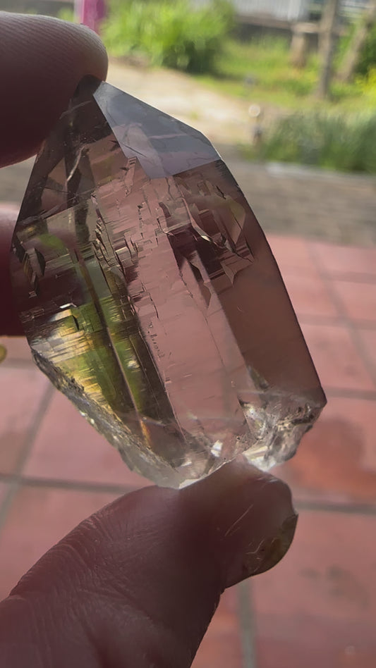 ヨーロッパ最高峰【モンブラン産】の特別な【水晶】 n247
